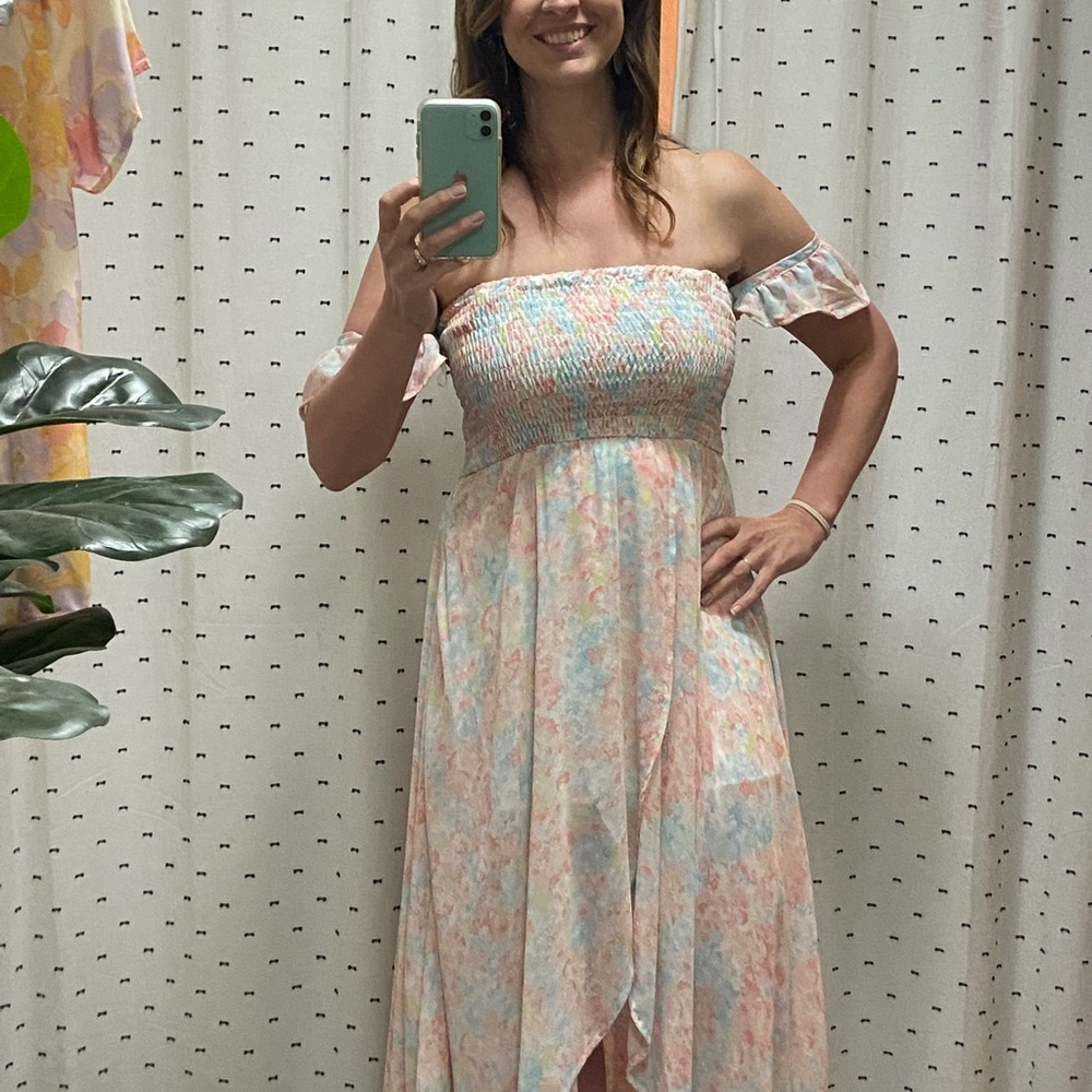 HYFVE off the shoulder Dress Size Medium